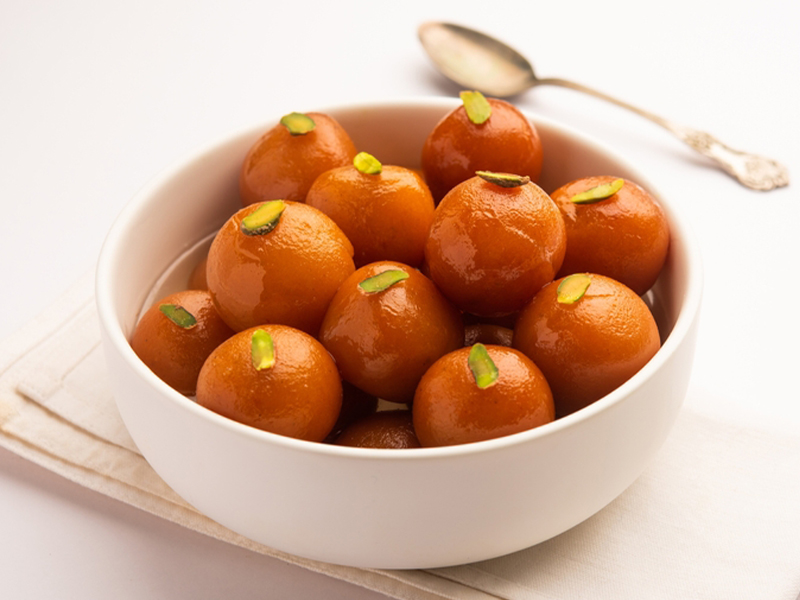 Garam Garam Gulab Jamun